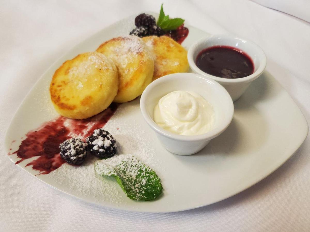 Petropavlovskaya Borshchagovka Congress Hotel Verhovina מראה חיצוני תמונה