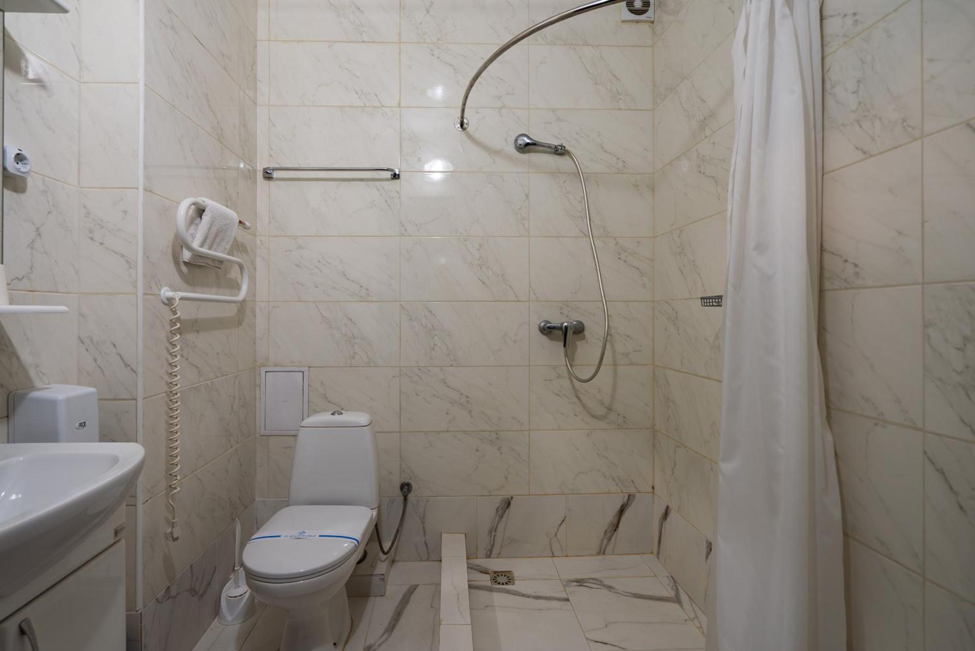 Petropavlovskaya Borshchagovka Congress Hotel Verhovina מראה חיצוני תמונה