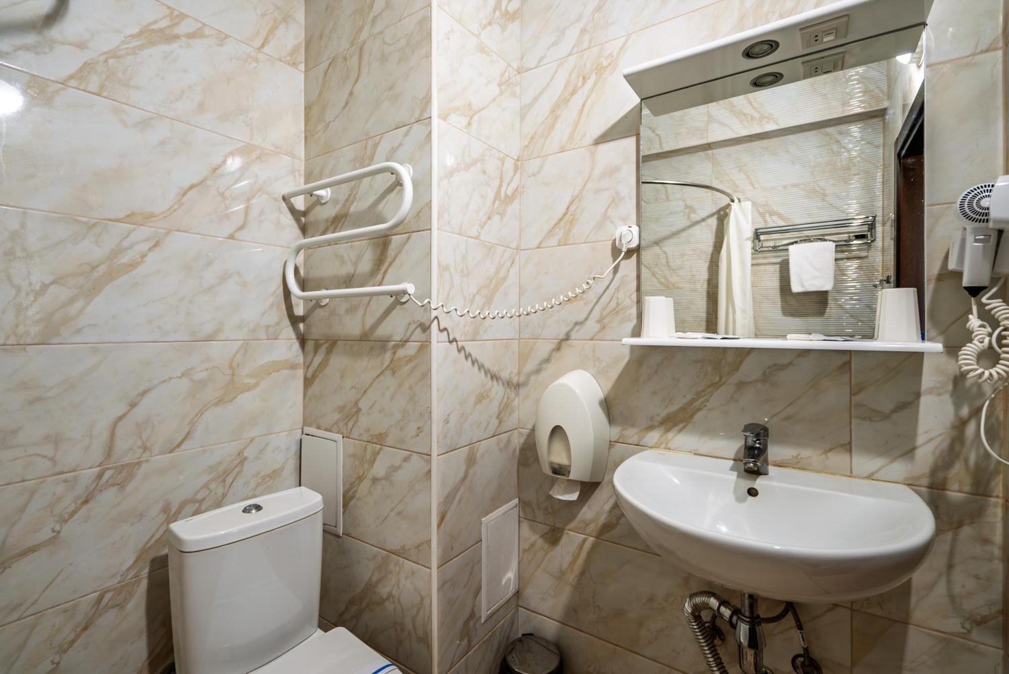 Petropavlovskaya Borshchagovka Congress Hotel Verhovina מראה חיצוני תמונה
