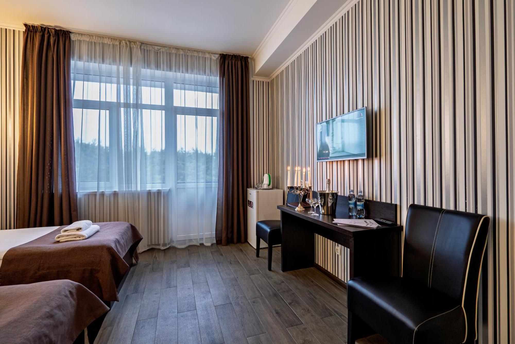 Petropavlovskaya Borshchagovka Congress Hotel Verhovina מראה חיצוני תמונה