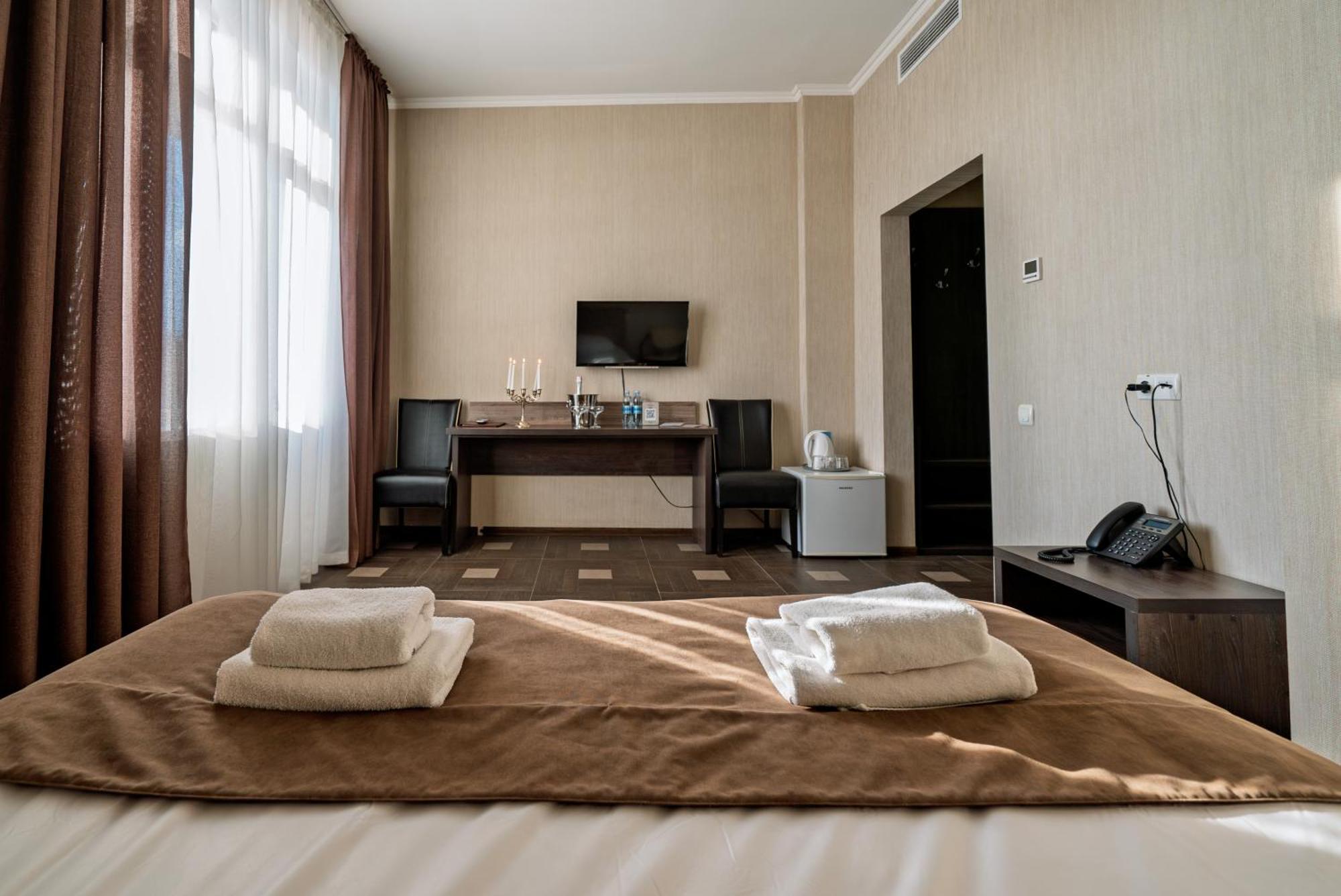 Petropavlovskaya Borshchagovka Congress Hotel Verhovina מראה חיצוני תמונה