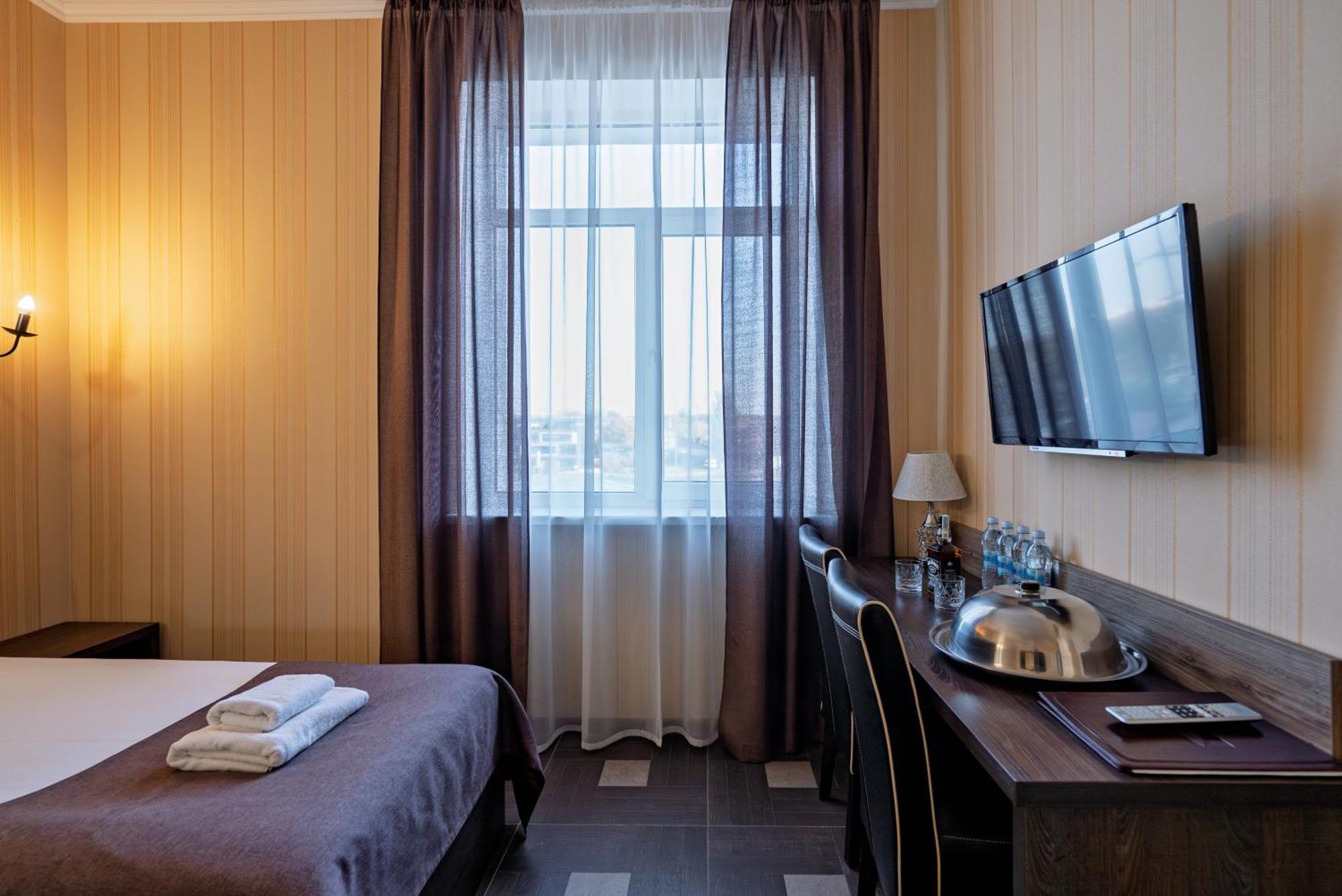 Petropavlovskaya Borshchagovka Congress Hotel Verhovina מראה חיצוני תמונה